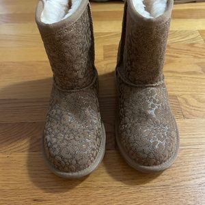 Girls Uggs Size 3